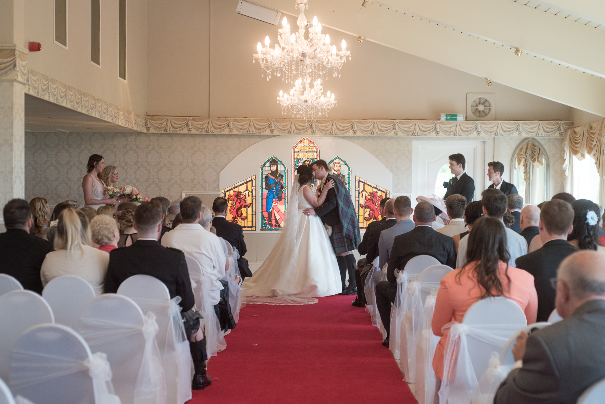 natural wedding photographer falkirk scotland