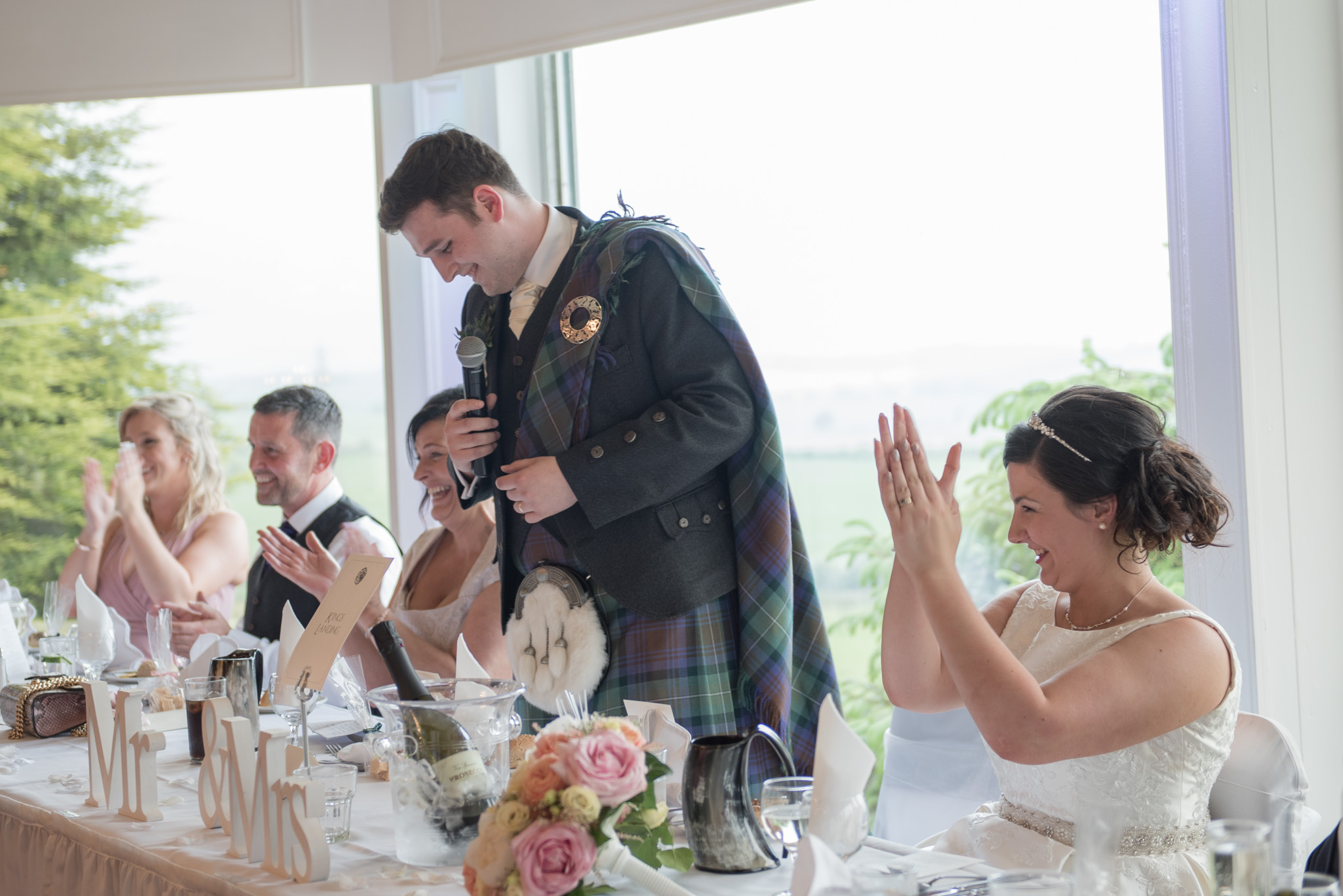natural wedding photographer falkirk scotland
