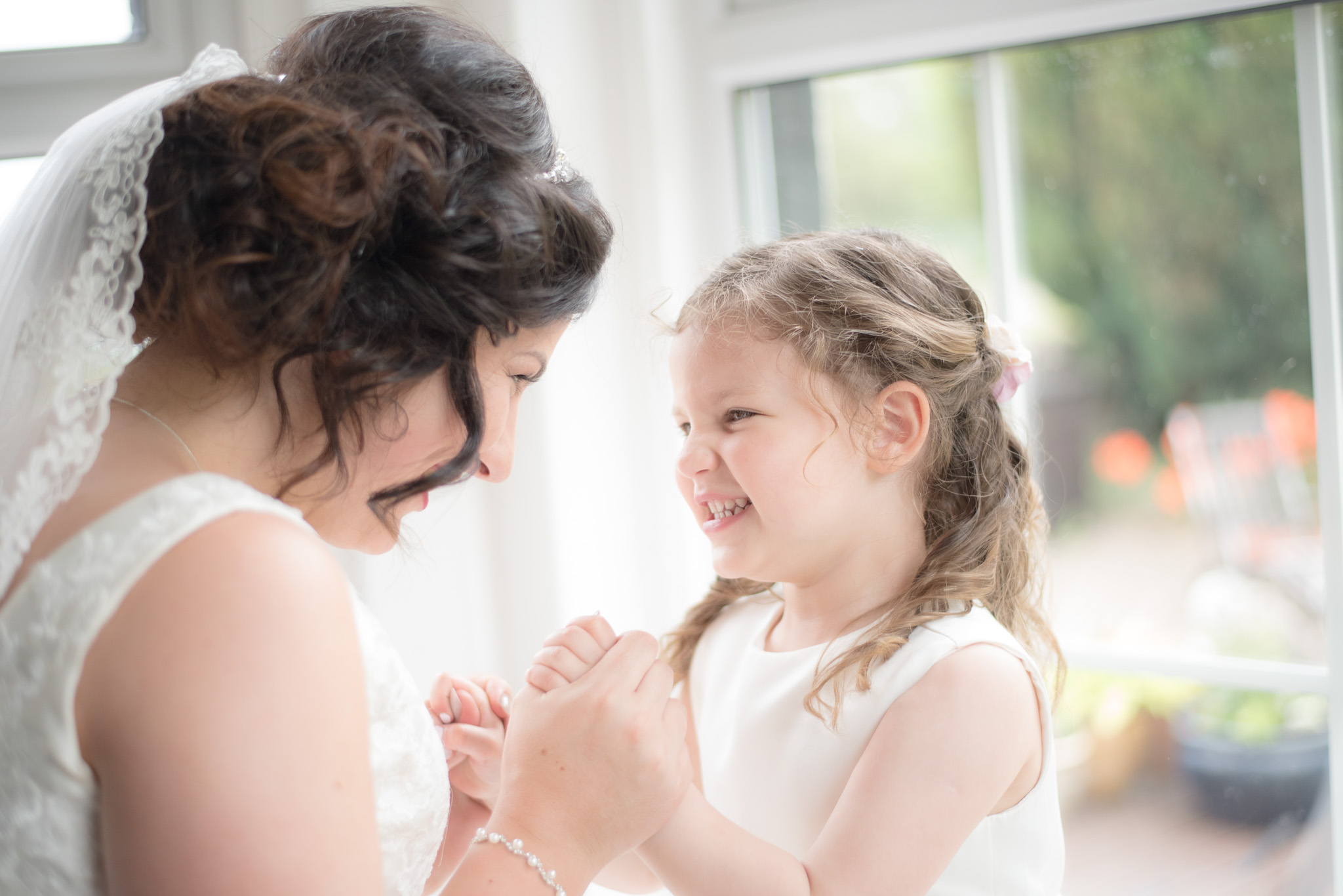 natural wedding photographer falkirk scotland