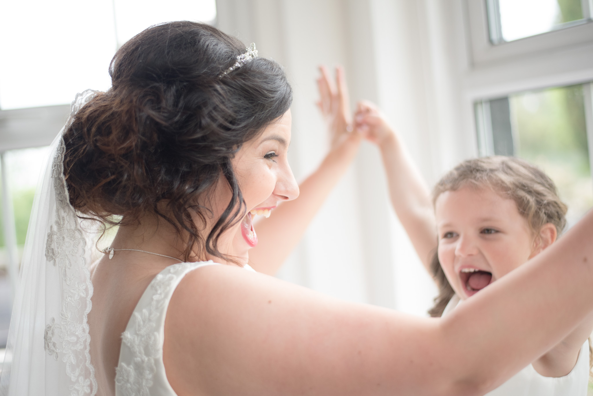 natural wedding photographer falkirk scotland