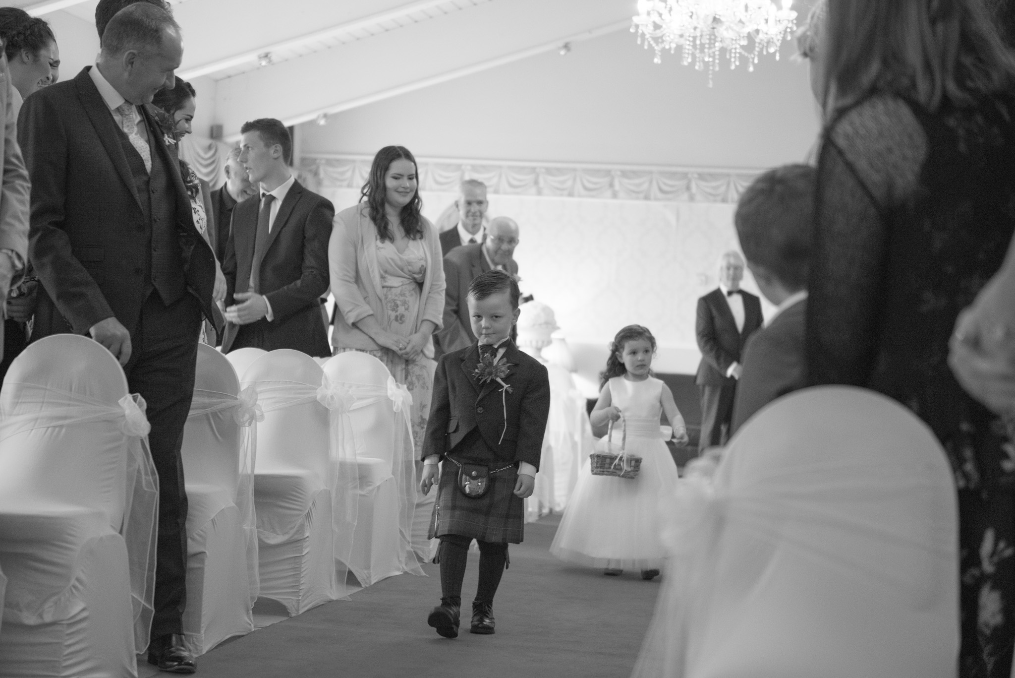 natural wedding photographer falkirk scotland