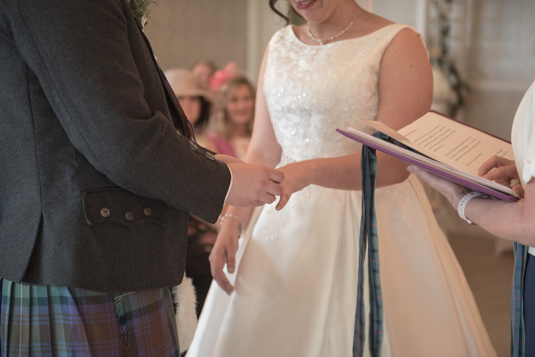 natural wedding photographer falkirk scotland