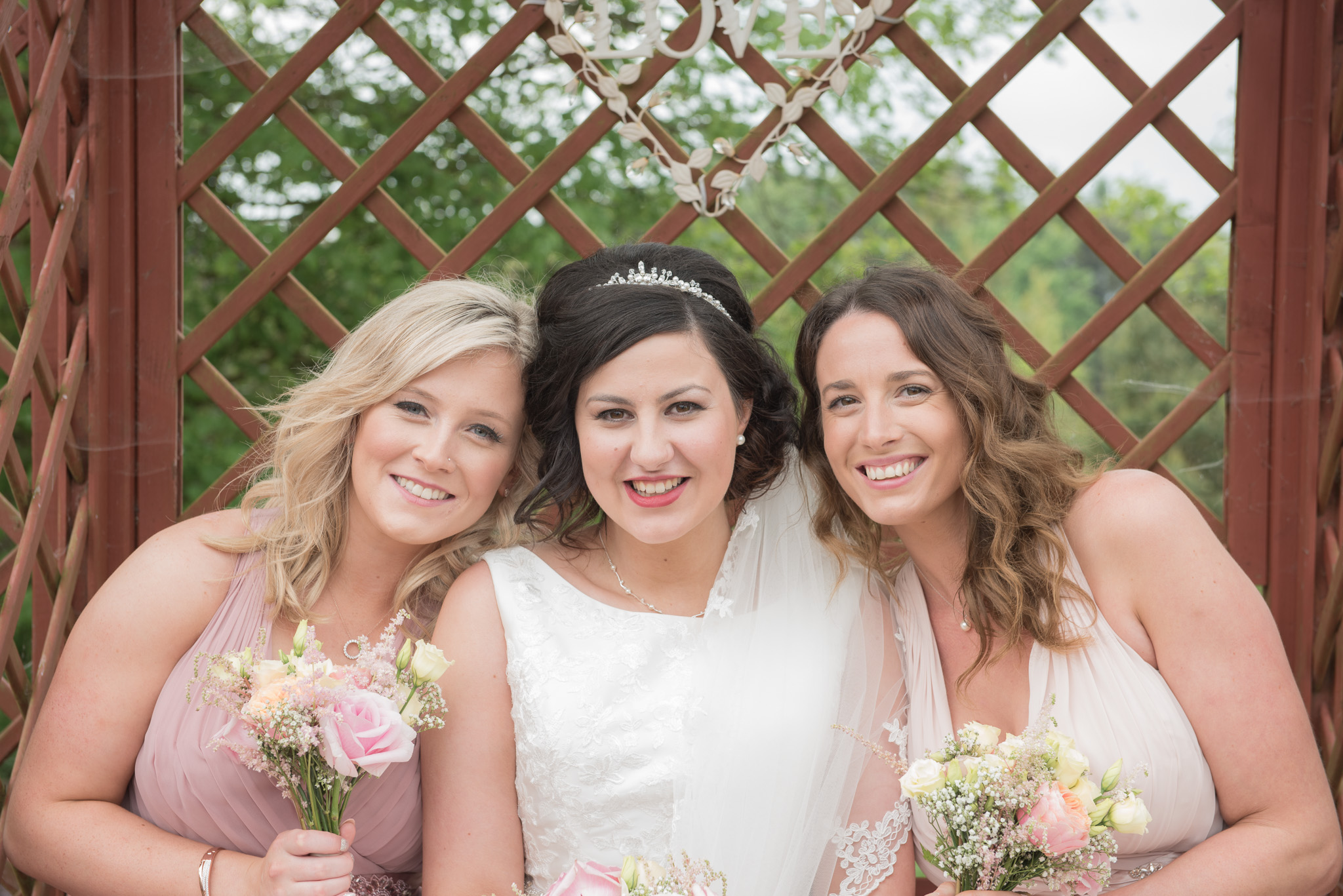 natural wedding photographer falkirk scotland