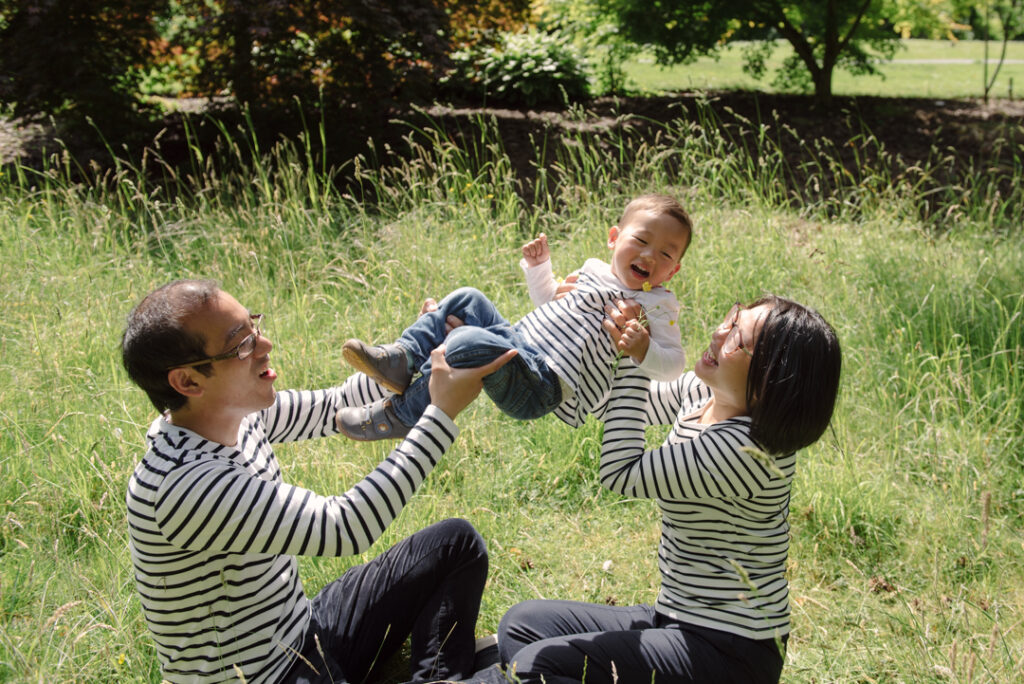 Natural family photography Glasgow Scotland