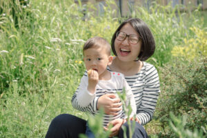 Relaxed family photographer Glasgow