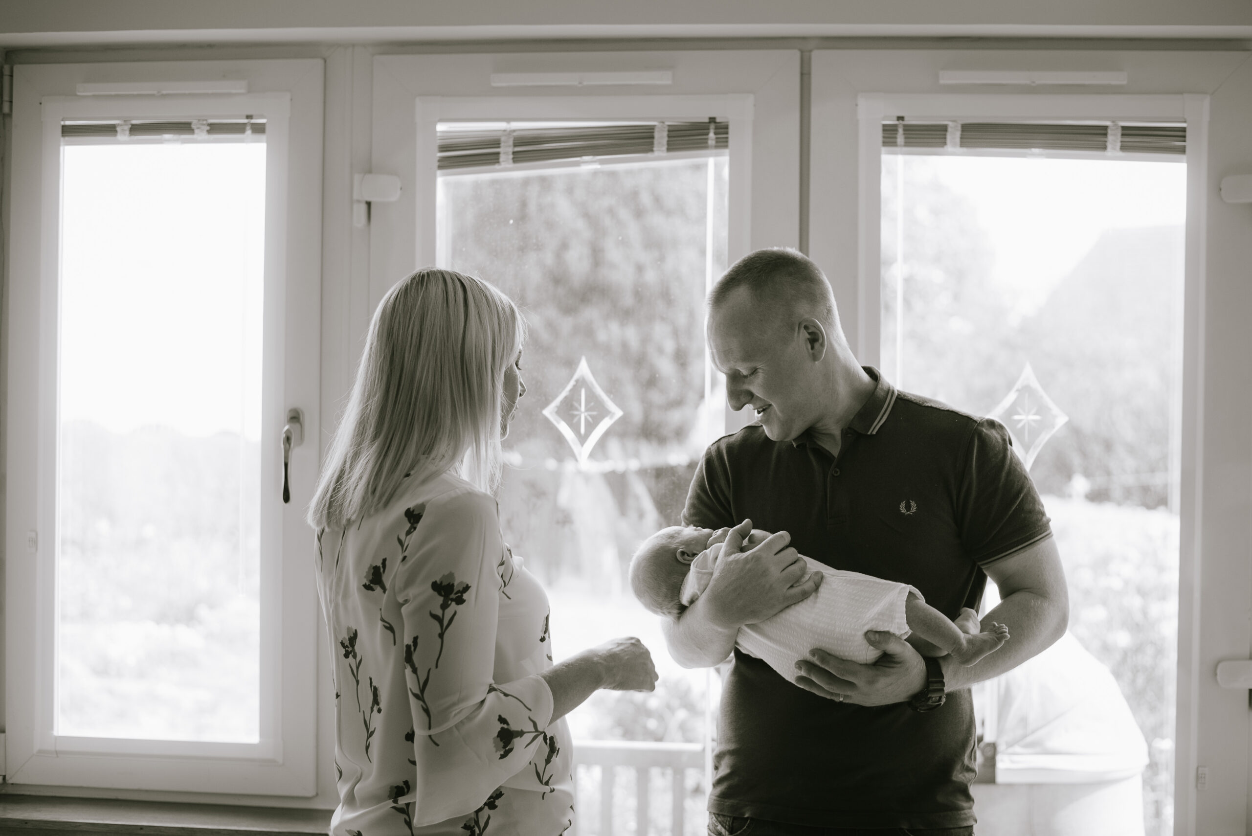 in home newborn photographer glasgow