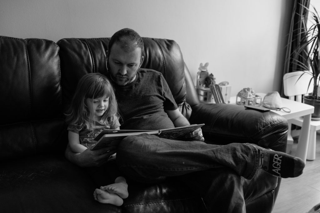 documentary family photographer glasgow RNP