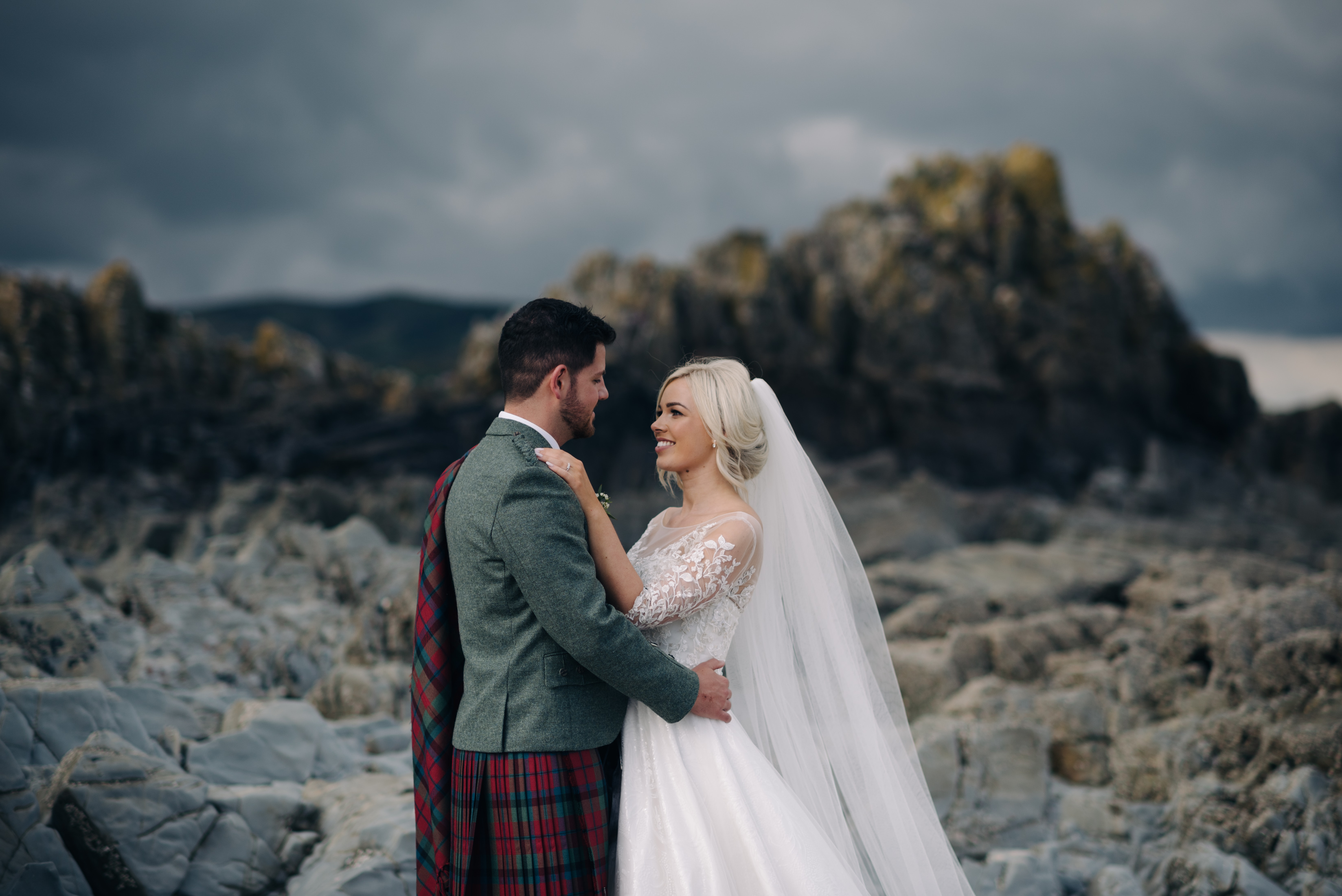 rainy wedding photography scotland