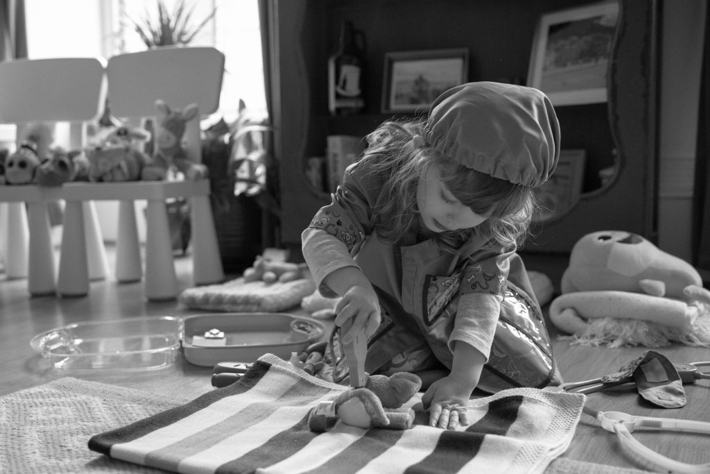 lifestyle family photographer glasgow, scotland