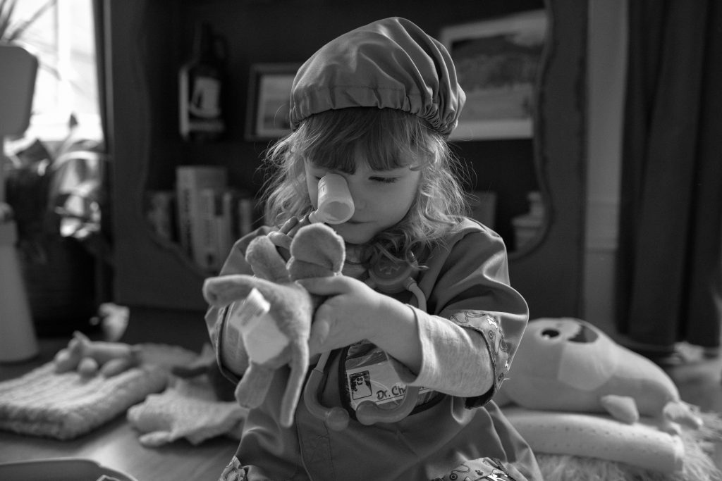 lifestyle family photographer glasgow, scotland