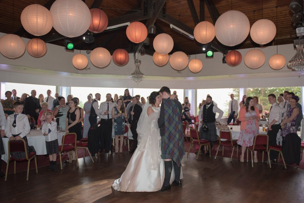 natural wedding photographer falkirk scotland